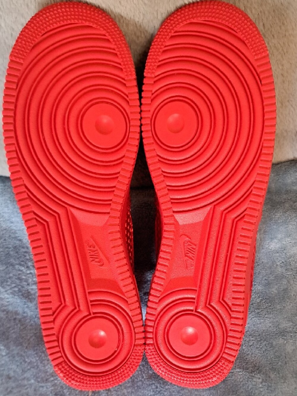 Nike Air Force 1 07 Valentine's Day - Picture 7 of 7